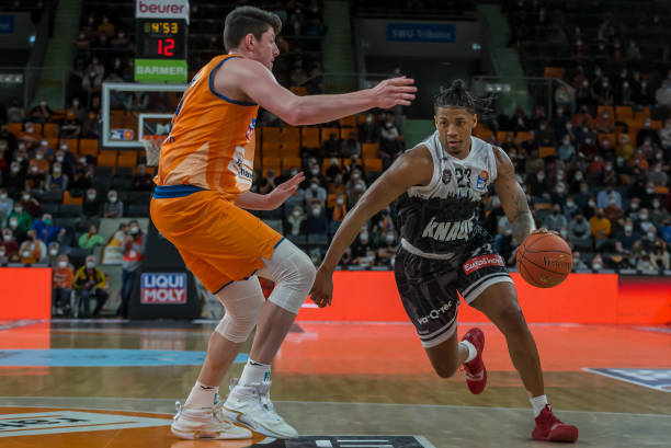 成为了众人 成为了众人