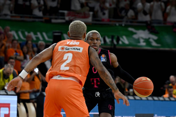 比赛中的每 比赛中的每